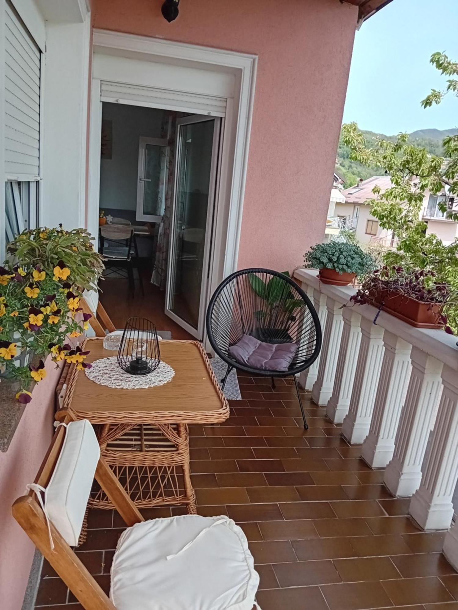 Apartman Nada คาปรินา ภายนอก รูปภาพ